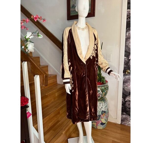 Free People Sundown Velvet Duster Jacket Embroidered Floral Bomber Kimono - Picture 2 of 5